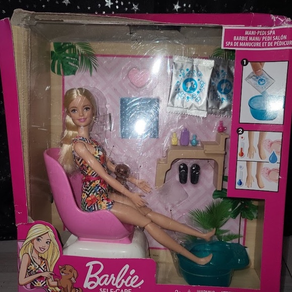 Barbie Mani-Pedi Spa Playset with Blonde Doll, Foot Spa & Accessories - Picture 2 of 4